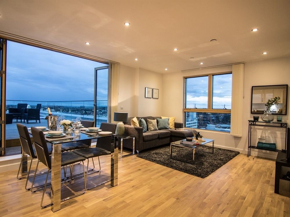 The Penthouse At Hewitt Hotel Reading Exterior photo