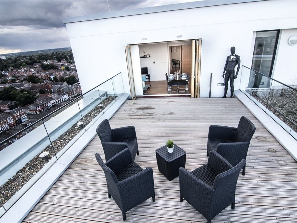 The Penthouse At Hewitt Hotel Reading Exterior photo