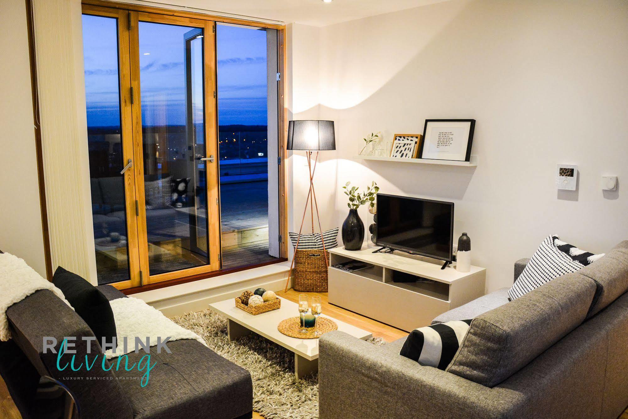 The Penthouse At Hewitt Hotel Reading Exterior photo