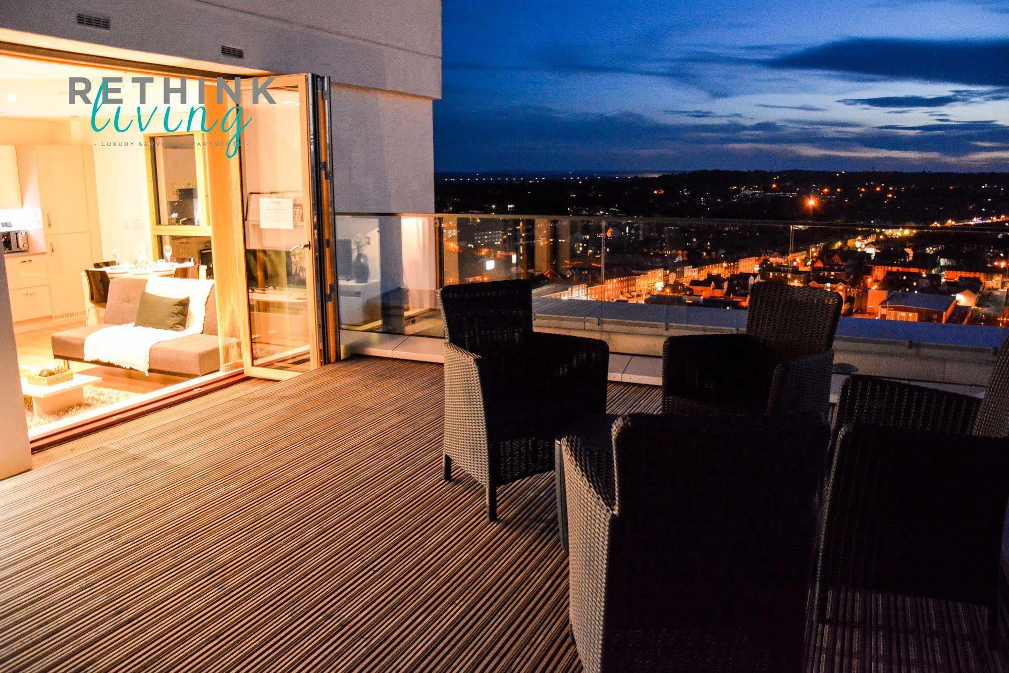 The Penthouse At Hewitt Hotel Reading Exterior photo